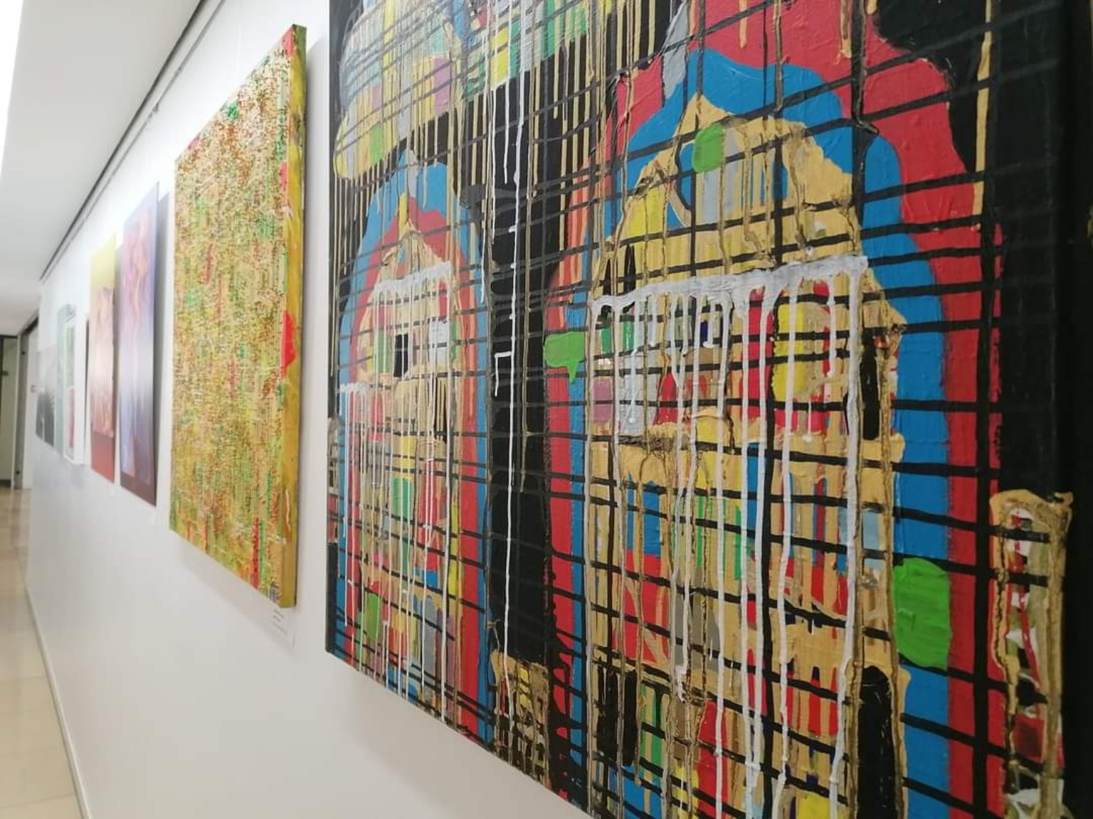 Zwischen zwei Städten · Tiny Griffon Gallery · Nürnberg–Brașov