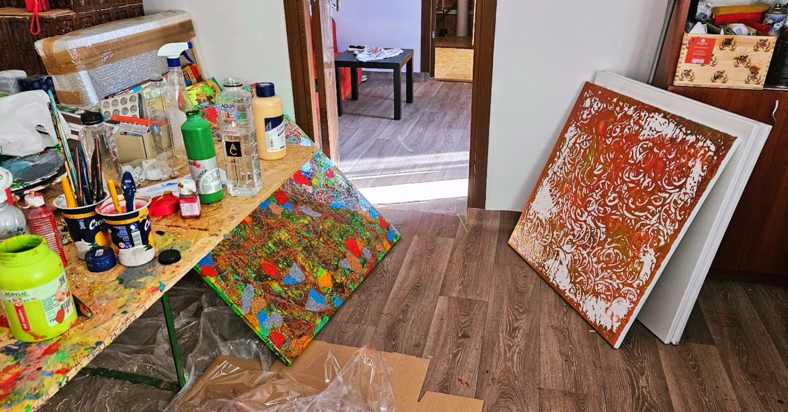 Atelier București